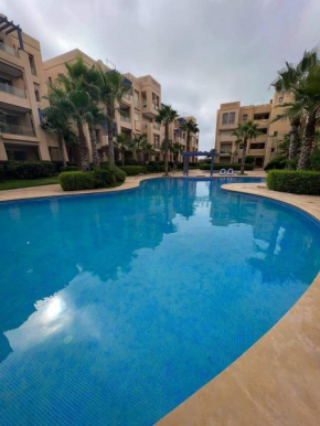 Appartement vue sur piscine